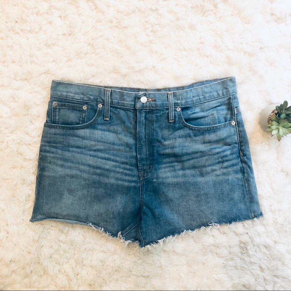 Madewell Perfect Jean Shorts in Bowman Wash - 32